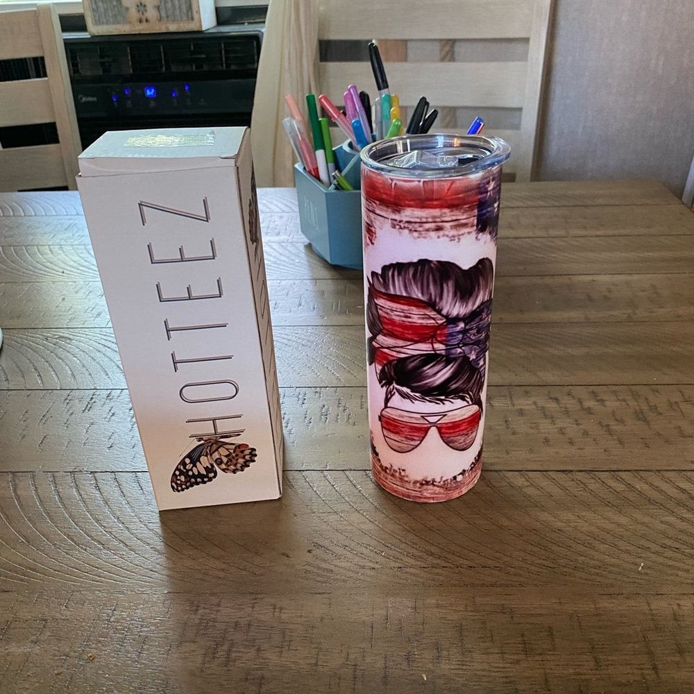20 oz Skinny Tumbler UV RED but looks pink not red